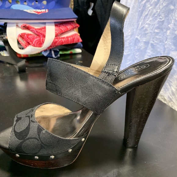 Coach Shoes - Picture 2 of 6